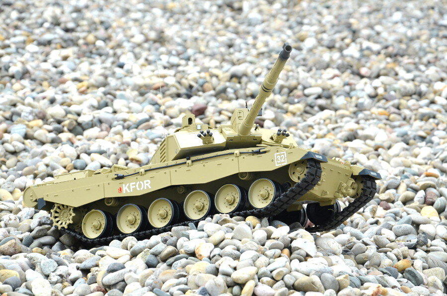 RC Panzer "Challenger 2"