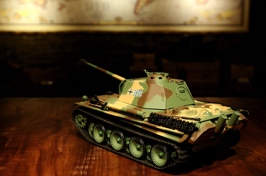 RC Panzer "Panther G - Metallgetriebe & Metallketten