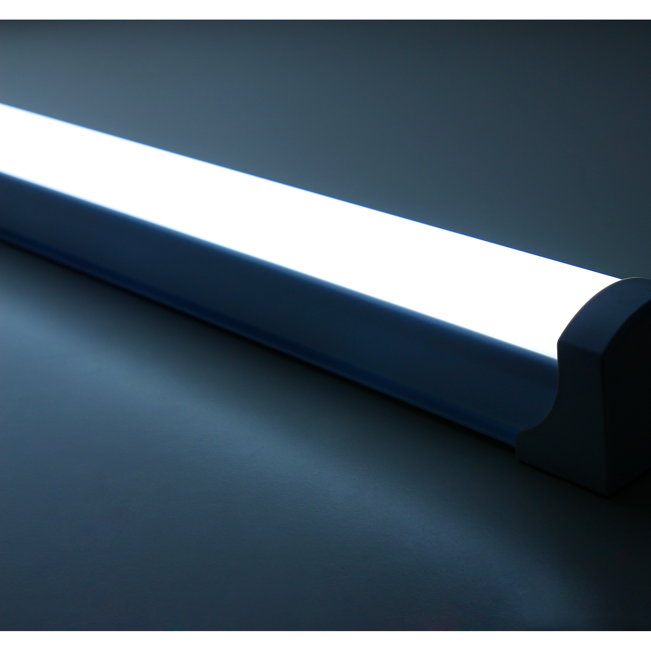 LED Feuchtraumleuchte McShine ''FL-150'' IP65, 4500lm, 6400K,150cm, tageslichtweiß