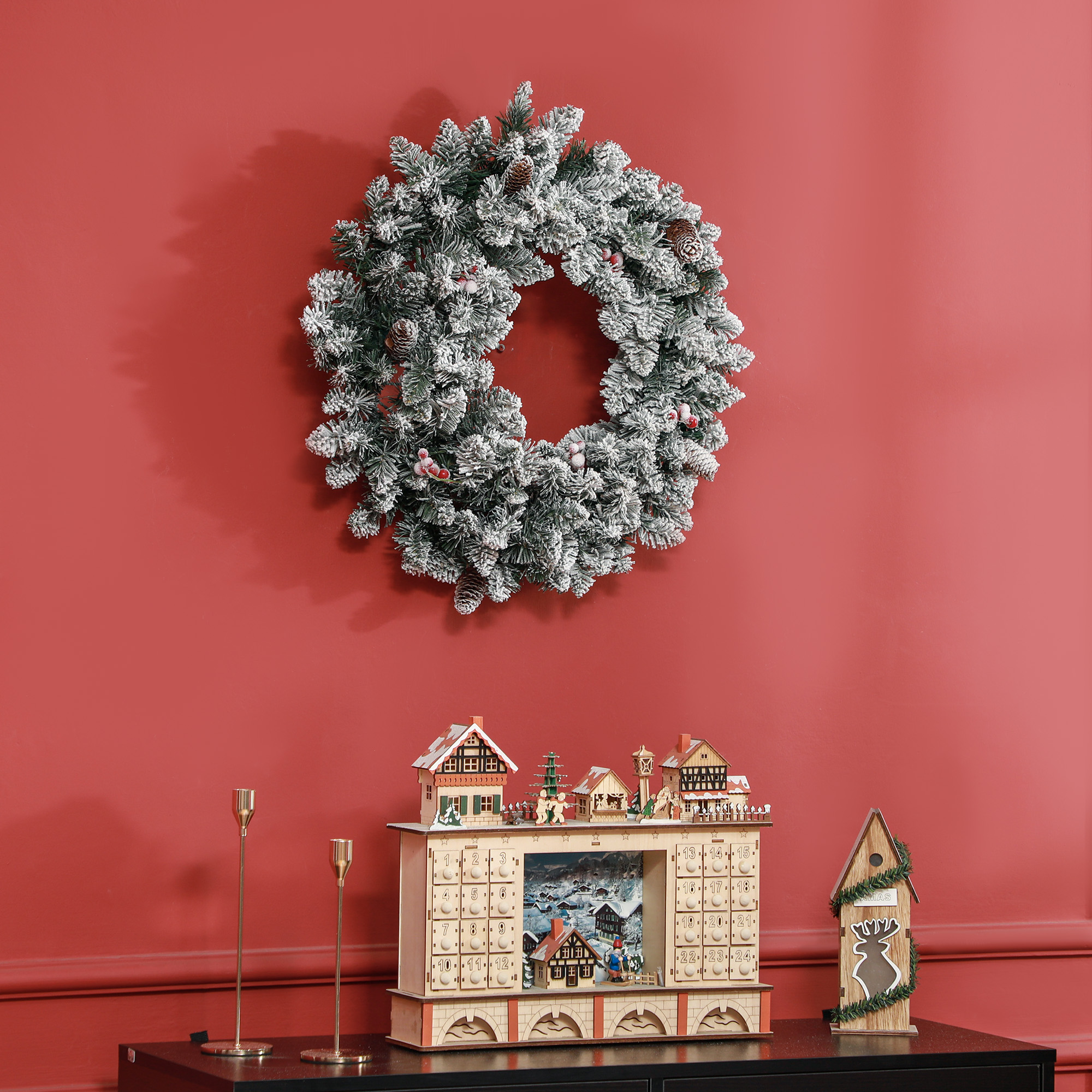 Weihnachtskranz mit LED-Beleuchtung, roten Beeren, realistisches Aussehen, Ø60 x 10 cm, Grün