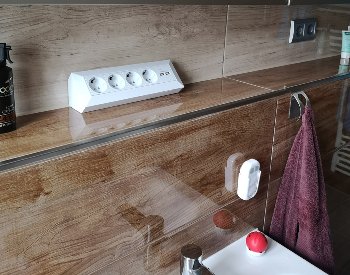 4-fach Steckdosenblock + 2x USB, weiß, 250V~/ 16A, Aufbaumontage, USB 3,1A