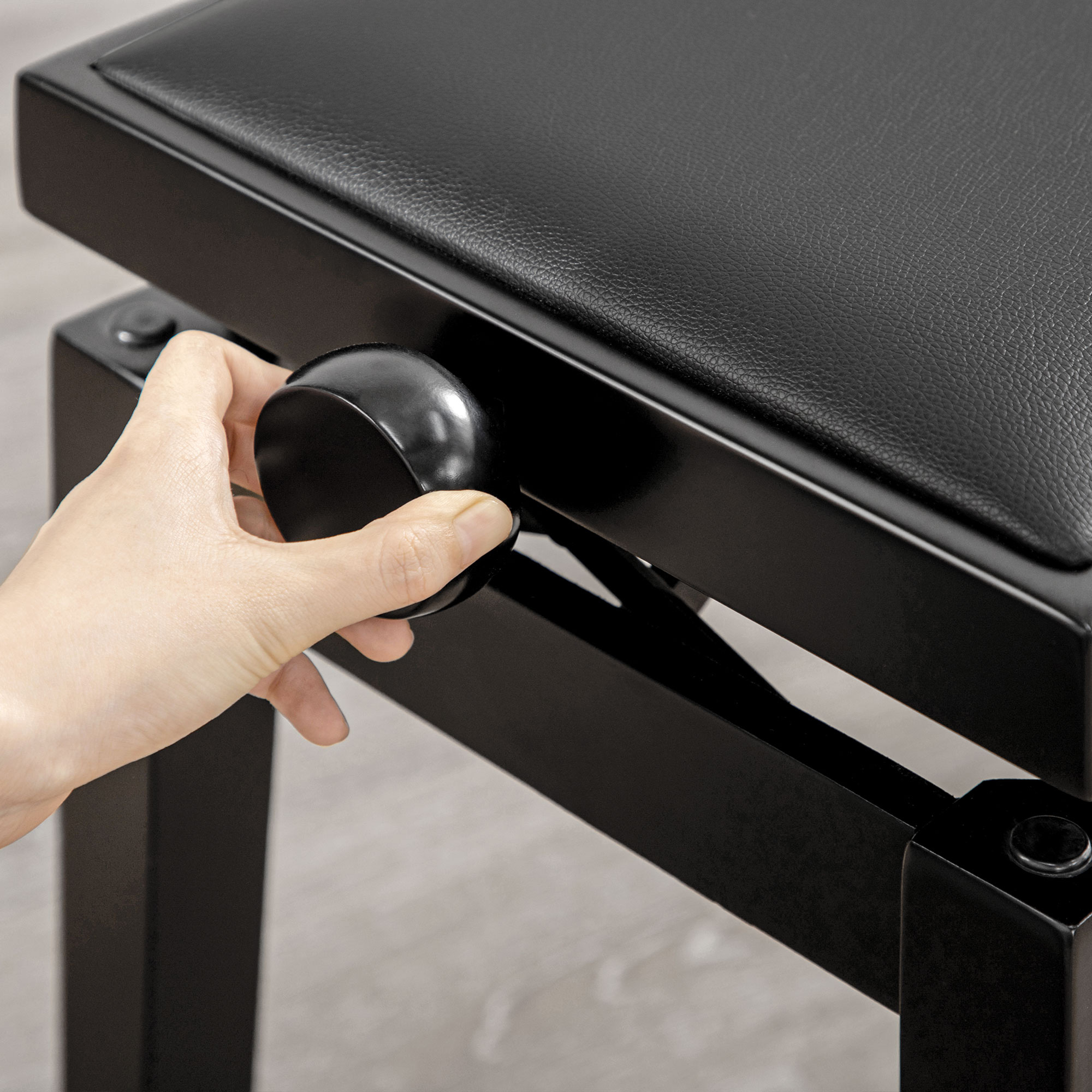 Klavierbank, Pianostuhl, höhenverstellbar, eleganter Hochglanz, Kunstleder+Kautschukholz, schwarz, 63 x 33 x 56cm