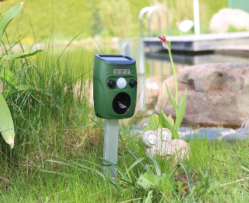 Ultraschall-Tierscheuche "UTS Solar Pro" - Bewegungsmelder, Hunde, Katzen, Vögel