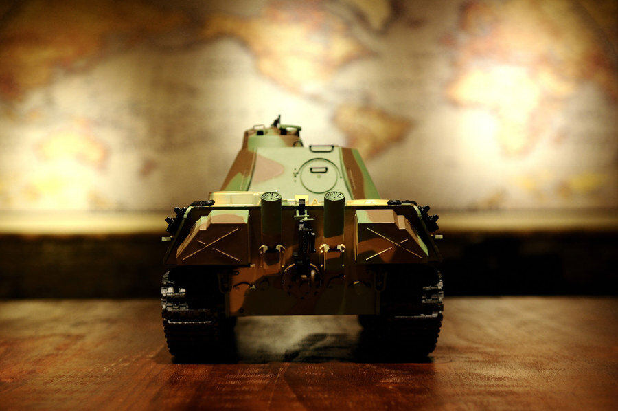 RC Panzer "Panther G - Metallgetriebe & Metallketten