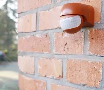 Aufputz Bewegungsmelder "CBM-Slim" 180° - LED geeignet, IP44, 1-800W, ziegelrot