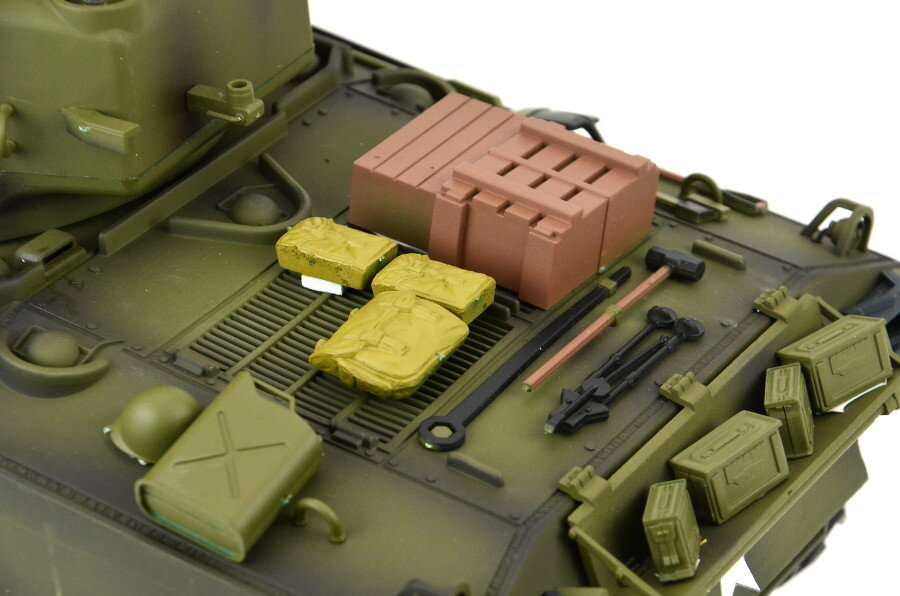 RC Panzer "M4 A3 Sherman" - Metallgetriebe & Metallketten