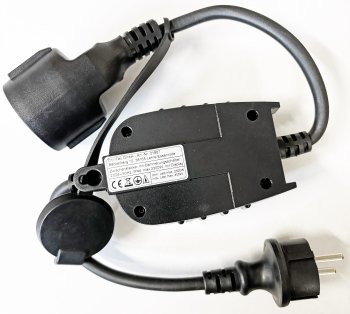 Zwischenstecker mit Dämmerungsschalter - und Zeitvorwahl (1- 9 Std.) über Display