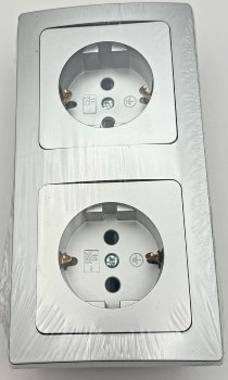 DELPHI Set 2 Steckdosen + 2-fach Rahmen - 250V~/ 16A, Steckanschluss, silber