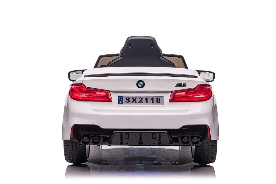 Kinderfahrzeug BMW M5 - weiß