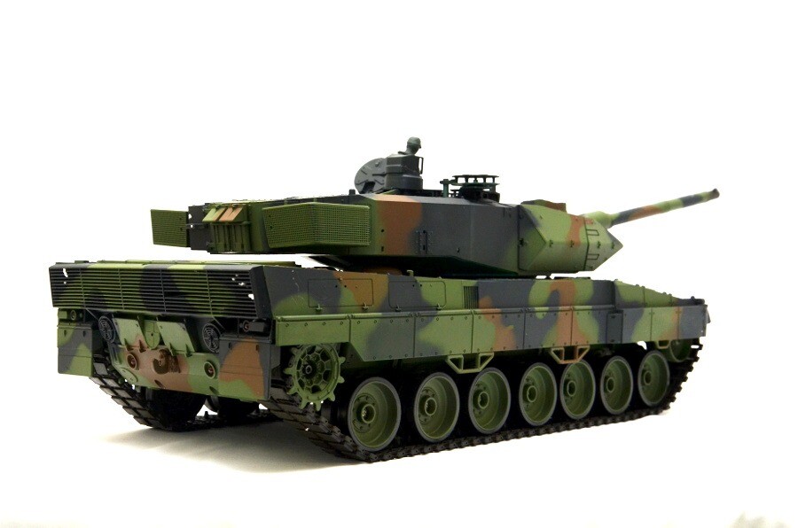 RC Panzer "Leopard 2A6" Schnee-Tarnung / lackiert