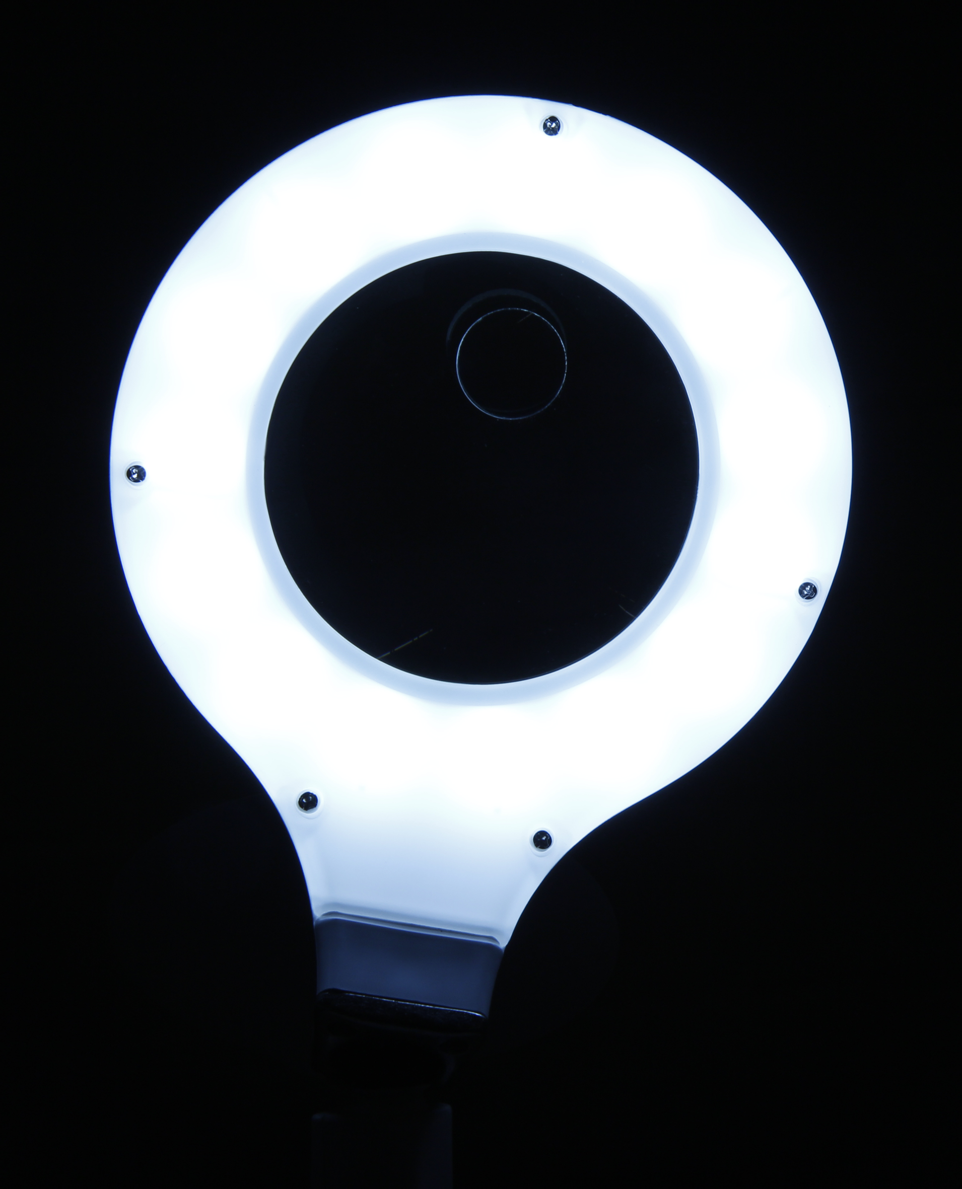 Lupenleuchte McShine ''LL-56'' 15 LEDs, 570 Lumen, 3 Dioptrien Lupe
