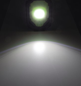 LED Akku-Arbeitsleuchte "CAL COB 500", LiIon Akku, Magnethalter, 15W, 1000lm LED Akku-Arbeitsleuchte "CAL COB 500", LiIon Akku, Magnethalter, 15W, 1000lm